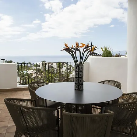 Apartamento Steps From Abama Golf, Sea Views, 2 Bdr Guía de Isora